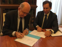 photo-signature.jpg